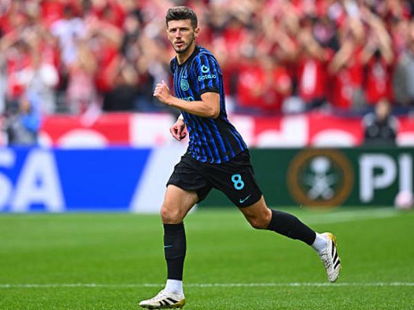 Petar Sucic Tunjukkan Karakter Pemenang di Lini Tengah Inter Milan